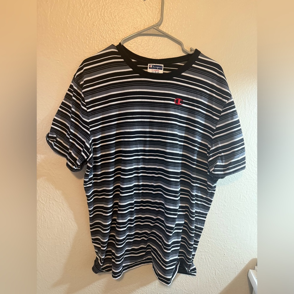 Champion Men's Black and White Striped Tee XL